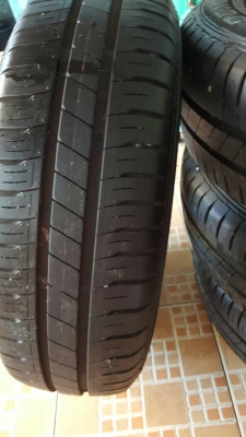 ขายยาง Dunlop Enasave 175/65/R14 ถอดจากป้ายแดง 3,000