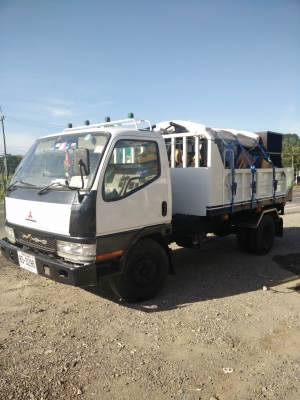 รถหกล้อดั้ม canter terborinter ปี 50 135 hp