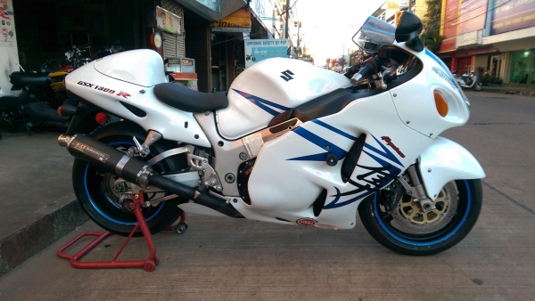 ขายคับ SUZUKI HAYABUSA 1300ปี2002 สเปคแคนาดา ท่อแต่ง เดิมๆ สวยๆ อินวอยส์ สรรพสามิตร ราคา 149500 บาท สนใจติดต่อ 081-0578282 คับ ส่งได้ทั่วไทยคับ สนใจติดต่อ 081-0578282 FACEBOOK ชาญณรงค์ ป๊อป ชัยอมฤต ไอดีไลน์ POPBIGBIKESAKON คับ สนใจรถสวย ถูก ดี ต้อง POP BI