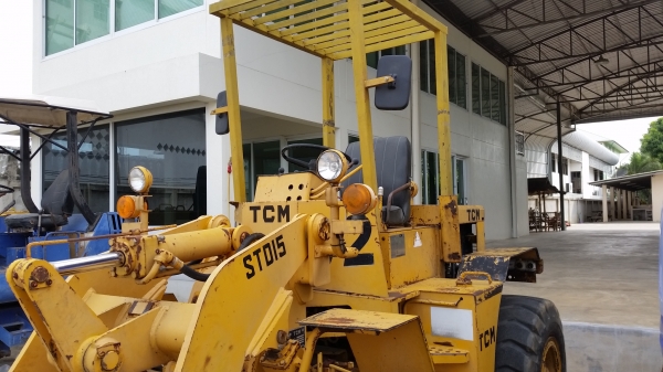 ขายรถตักล้อยางใหญ่