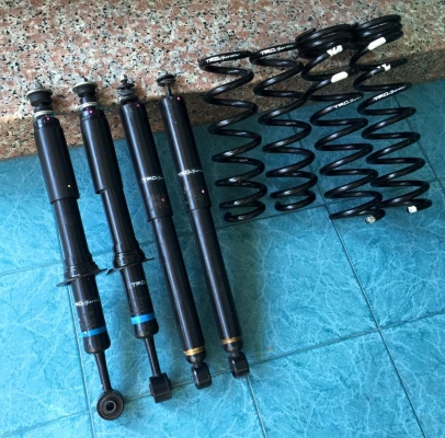 ขาย ช่วงล่าง Fortuner TRD5 โช้ค+สปริง สภาพใหม่