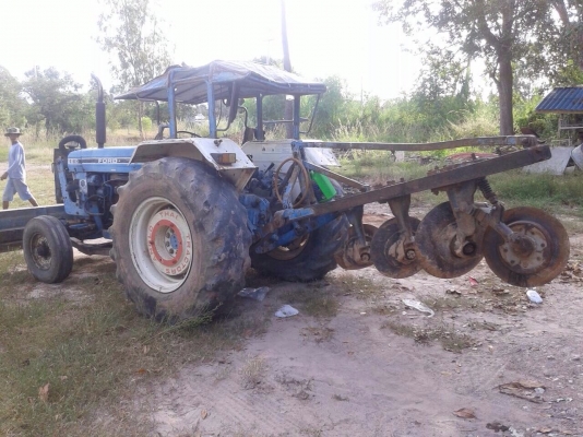 ขายรถไถ FORD 6610 เสื้อลาย ปั๊มกลม ไอดีใหญ่ ใบมีดดันหน้า+ผาน 3 เอกสารสัญญาซื้อขาย