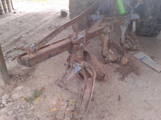 ขายรถไถ FORD 6610 เสื้อลาย ปั๊มกลม ไอดีใหญ่ ใบมีดดันหน้า+ผาน 3 เอกสารสัญญาซื้อขาย