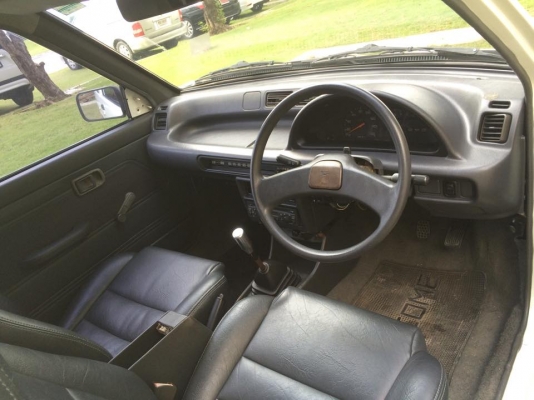 ขาย. Daihatsu mira mint ปี97 แท้เครื่องหัวฉีด660ccเกียร์ ธรรมดา สีขาวมุก ทำใหม่ นอก ใน สวยๆ ภายในหุ้มใหม่. ช่วงล่างทำมาใหม่. แบตใหม่ 7/9/58 ยางใหม่ ปี15ต้นปี. เพิ่งเปลียน รถสวย พร้อมใช้งาน. ประหยัดน้ำมัน. หาทีจอดรถง่าย. เบาะด้านหลังพับ เก็บของได้เยอะครับ. ขาย. Daihatsu mira mint ปี97 แท้เครื่องหัวฉีด660ccเกียร์ ธรรมดา สีขาวมุก ทำใหม่ นอก ใน สวยๆ ภายในหุ้มใหม่. ช่วงล่างทำมาใหม่. แบตใหม่ 7/9/58 ยางใหม่ ปี15ต้นปี. เพิ่งเปลียน รถสวย พร้อมใช้งาน. ประหยัดน้ำมัน. หาทีจอดรถง่าย. เบาะด้านหลังพับ เก็บของได้เยอะครับ.