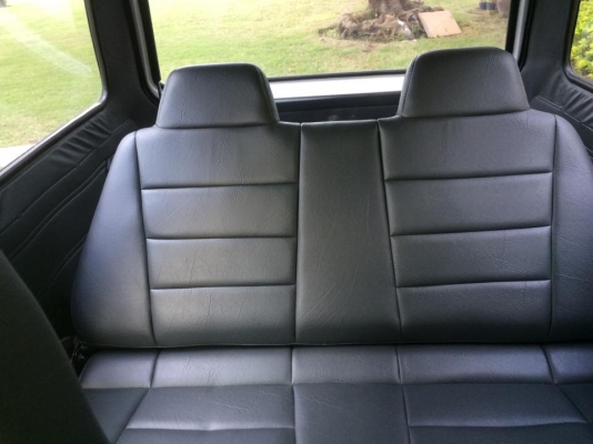 ขาย. Daihatsu mira mint ปี97 แท้เครื่องหัวฉีด660ccเกียร์ ธรรมดา สีขาวมุก ทำใหม่ นอก ใน สวยๆ ภายในหุ้มใหม่. ช่วงล่างทำมาใหม่. แบตใหม่ 7/9/58 ยางใหม่ ปี15ต้นปี. เพิ่งเปลียน รถสวย พร้อมใช้งาน. ประหยัดน้ำมัน. หาทีจอดรถง่าย. เบาะด้านหลังพับ เก็บของได้เยอะครับ. ขาย. Daihatsu mira mint ปี97 แท้เครื่องหัวฉีด660ccเกียร์ ธรรมดา สีขาวมุก ทำใหม่ นอก ใน สวยๆ ภายในหุ้มใหม่. ช่วงล่างทำมาใหม่. แบตใหม่ 7/9/58 ยางใหม่ ปี15ต้นปี. เพิ่งเปลียน รถสวย พร้อมใช้งาน. ประหยัดน้ำมัน. หาทีจอดรถง่าย. เบาะด้านหลังพับ เก็บของได้เยอะครับ.