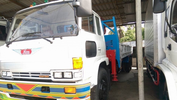 kt929 10 ล้อติดเครน 4.5 ตัน 2 ชัก เครื่อง 191 แรง กระบะยาว 7 เมตร พร้อมใช้งานครับผม kt929 10 ล้อติดเครน 4.5 ตัน 2 ชัก เครื่อง 191 แรง กระบะยาว 7 เมตร พร้อมใช้งานครับผม