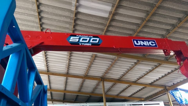 kt929 10 ล้อติดเครน 4.5 ตัน 2 ชัก เครื่อง 191 แรง กระบะยาว 7 เมตร พร้อมใช้งานครับผม kt929 10 ล้อติดเครน 4.5 ตัน 2 ชัก เครื่อง 191 แรง กระบะยาว 7 เมตร พร้อมใช้งานครับผม