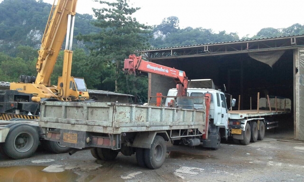 ขาย175 ยาว 6 เมตร เครน 5.5 ตัน ครับ