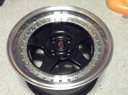 เศษแม็กวงเดียว weld ขอบ 15 นิ้ว 4 รู 100 กว้าง 8 นิ้วออฟ 20