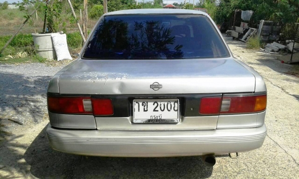 รถเก๋ง Nissan Sentra ปี 93 เครื่องดี ช่วงล่างดี สีพอได้รถใช้งานอยู่