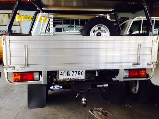 ขายกระบะมิเนียมใส่รถ4ประตู