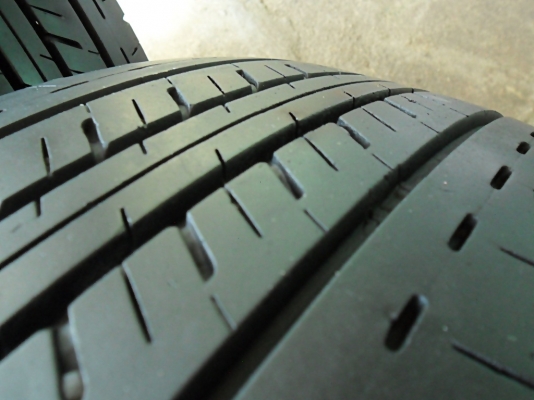 ยางกระบะขอบ15 บริดสโตน205-70-R15ลงพื้นปี15 (4เส้น4,800บ) ยางกระบะขอบ15 บริดสโตน205-70-R15ลงพื้นปี15 (4เส้น4,800บ)