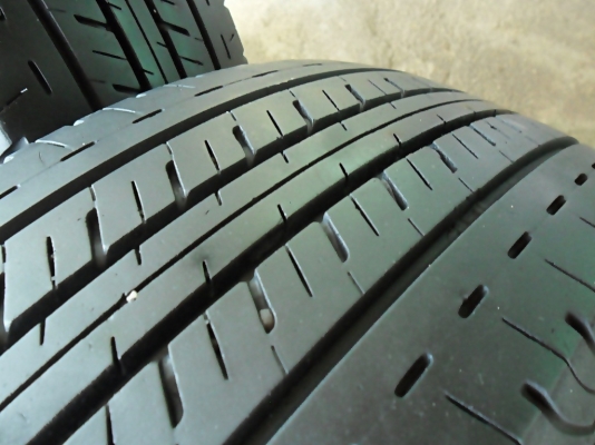 ยางกระบะขอบ15 บริดสโตน205-70-R15ลงพื้นปี15 (4เส้น4,800บ) ยางกระบะขอบ15 บริดสโตน205-70-R15ลงพื้นปี15 (4เส้น4,800บ)