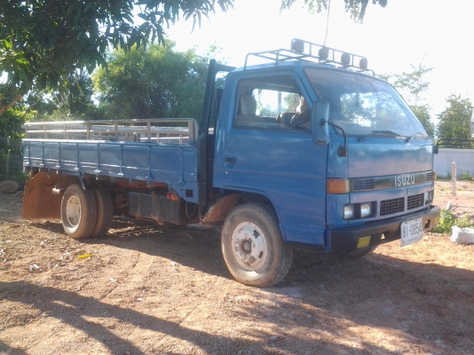 ISUZU NPR58L เพาเวอร์ เครื่อง 110ฝาดำ ทะเบียนขาด3ปี คัชีสวย เครื่องดี