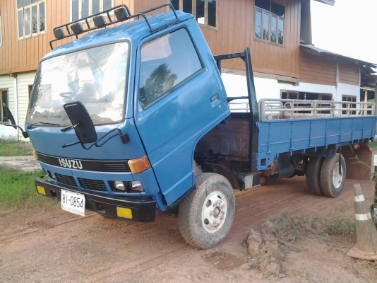 ISUZU NPR58L เพาเวอร์ เครื่อง 110ฝาดำ ทะเบียนขาด3ปี คัชีสวย เครื่องดี