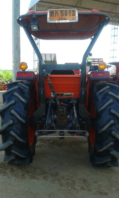 รถไถคูโบต้าL4708 มีไบมีดตราช้าง1อันสวยๆเดิมๆ พร้อมไช้งาน  ขายใน  ราคา398000บาท รถอยู่วังบัว คลองขลุง กำแพงเพชร    สนใจสอบุถามได้ที่081 3655997 อำพร  พาเจริญ  ราคาต่อรองได้อีกนะครับ