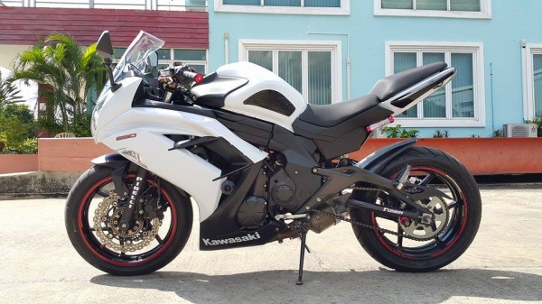 มาใหม่ NINJA650 2013 วิ่งน้อย แต่งสวย ขายถูก ต่อรองได้ครับ