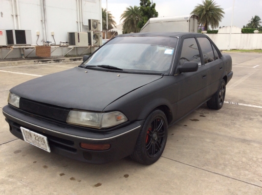 ขายรถโตโยต้า โคโรล่า EE90 ปี91 เครื่องสามห่วงหัวฉีด 1.3 เกียร์ธรรมดา ติดแก๊สLPG ใช้ได้2ระบบ เพาเวอร์ ภายในเบาะหนังแอร์เย็นวิทยุCD ตัวถังสีดำด้านไม่ผุ แม็ก15" ดิสก์4ล้อ เครื่องแน่นวิ่งดีครับ รถขับดีครับ ช่วงล่างใช้ได้เลี้ยวไม่ดัง พร้อมใช้ครับ ขับกลับไ