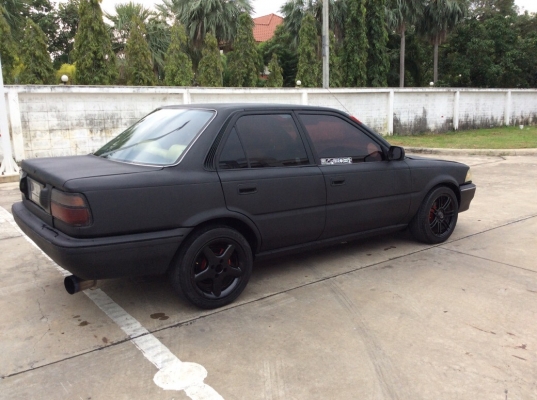 ขายรถโตโยต้า โคโรล่า EE90 ปี91 เครื่องสามห่วงหัวฉีด 1.3 เกียร์ธรรมดา ติดแก๊สLPG ใช้ได้2ระบบ เพาเวอร์ ภายในเบาะหนังแอร์เย็นวิทยุCD ตัวถังสีดำด้านไม่ผุ แม็ก15" ดิสก์4ล้อ เครื่องแน่นวิ่งดีครับ รถขับดีครับ ช่วงล่างใช้ได้เลี้ยวไม่ดัง พร้อมใช้ครับ ขับกลับไ