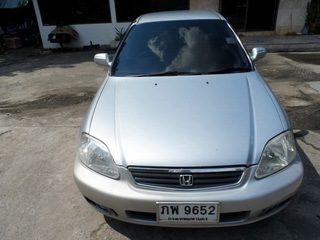 HONDA CIVIC 1.6 AUTO ปี 2000 พร้อมติดแก๊ส LPG พร้อมใช้ จัดไฟแนนซ์ได้ T.086-527-9533