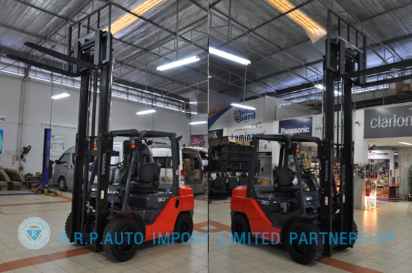 ขายรถโฟล์คลิฟท์มือสอง TOYOTA รุ่น 8FG30-11283 ราคา 435,000 บาท นำเข้าจากประเทศญี่ปุ่น 100\% ไม่เคยใช้งานในไทย