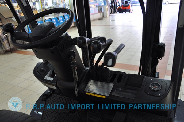 ขายรถโฟล์คลิฟท์มือสอง TOYOTA รุ่น 8FG30-11283 ราคา 435,000 บาท นำเข้าจากประเทศญี่ปุ่น 100\% ไม่เคยใช้งานในไทย