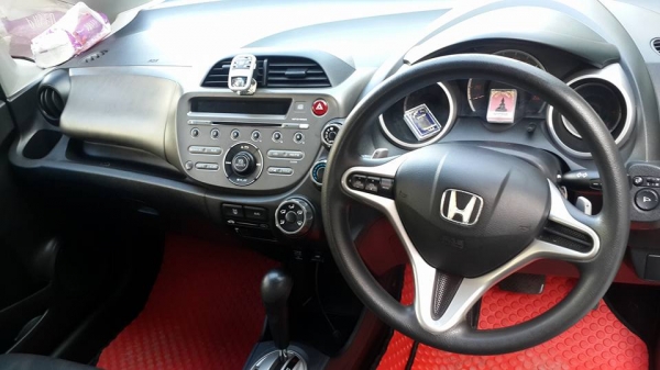 ขายฮอนด้า Jazz ปี 09 ตัว TOP