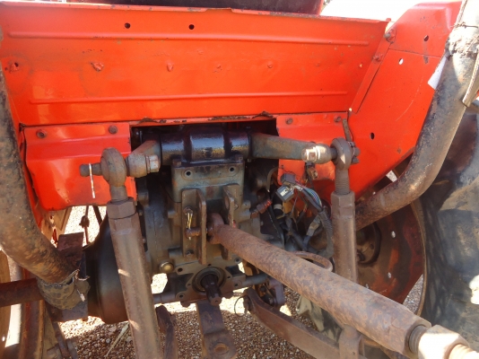 ขายรถไถนั่งขับ คูโบต้า GL-21 โฟวิล 4X4  28 แรง พร้อมใช้งาน