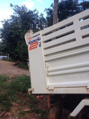 6ล้อไหญ่ๆขายต่ออีกรอบค้าบรถผมเอง 6ล้อไหญ่ๆขายต่ออีกรอบค้าบรถผมเอง