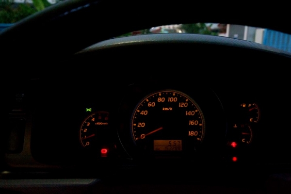 ขาย/เทิร์น รถตู้ Toyota hiace D4D หลังคาสูง ปี 2006 ** 670,000 บาท