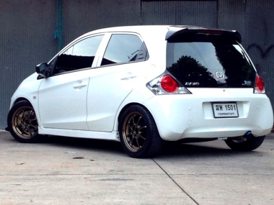 Honda Brio ปี2012 ตัวท๊อป เกียร์ออโต้ รถบ้าน 100\% มือเดียวป้ายแดง **เพื่อนฝากมาขาย 370,000 งดต่อรองคับ