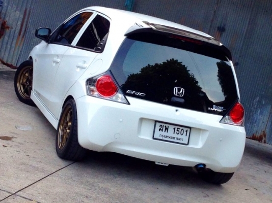 Honda Brio ปี2012 ตัวท๊อป เกียร์ออโต้ รถบ้าน 100\% มือเดียวป้ายแดง **เพื่อนฝากมาขาย 370,000 งดต่อรองคับ