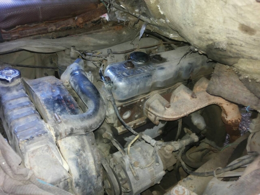 รถบรรทุก 6 ล้อใหญ่ ISUZU  ปี34 เครื่อง 100 แรง พร้อมใช้งาน ราคา 120,000 บ.รถอยู่สระบุรี