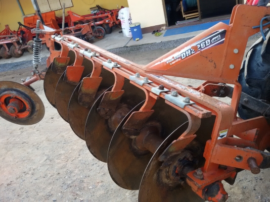 ปัญญาแทรคเตอร์..จัดมาให้ครับ ด่วน!!!คูโบต้า L3608 พร้อมใบมีดคานล่าง พร้อมผาน6 ตราช้าง22&times;6รถไร่สีเดิมๆ