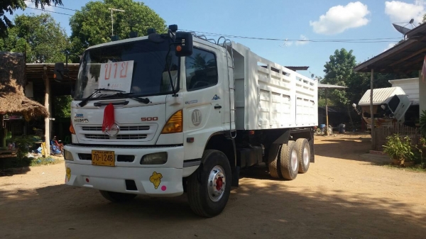 ขายฮีโนเมก้า320ปี48ดั้มติดต่อได้ที่เบอร์0876594923หรือ0884007502(ตี๋เชียงใหม่)