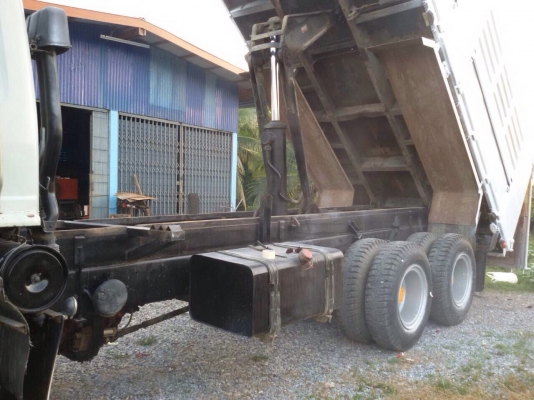 ขายรถบรรทุกสิบล้อดัมพ์ Hino sumo227 เครื่องเดิม EM100-220 แรง 2 เพลา กระบะดัมพ์ มีระบบลากลูก