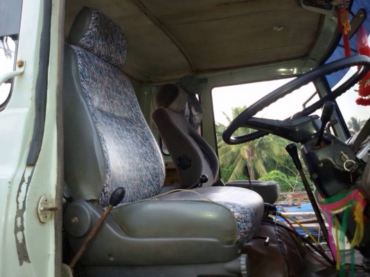 ขายรถบรรทุกสิบล้อดัมพ์ Hino sumo227 เครื่องเดิม EM100-220 แรง 2 เพลา กระบะดัมพ์ มีระบบลากลูก