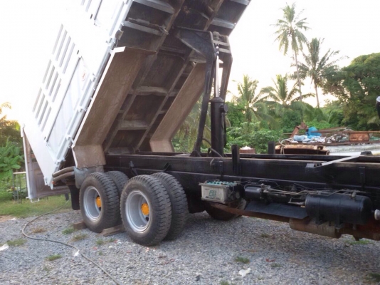 ขายรถบรรทุกสิบล้อดัมพ์ Hino sumo227 เครื่องเดิม EM100-220 แรง 2 เพลา กระบะดัมพ์ มีระบบลากลูก