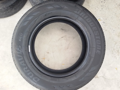 ขายยาง215/65/16 ปี 3614 BRIDGESTONE DURAVIS R611  4 เส้น