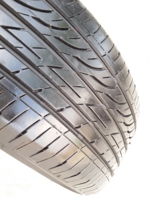 ขายยาง215/55/17 ปี 0514 BRIDGESTONEGR90 4 เส้น