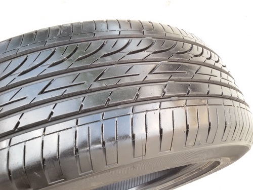 ขายยาง215/55/17 ปี 0514 BRIDGESTONEGR90 4 เส้น