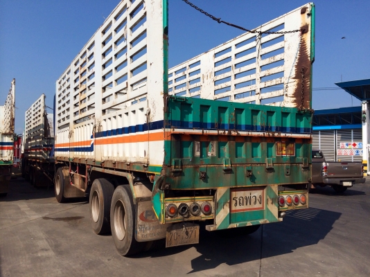 ขายด่วน รถสิบล้อพ่วงไม่ดั้มพ์ รถใช้ก๊าซ สภาพดีมาก พร้อมใช้งาน  เอกสารพร้อม