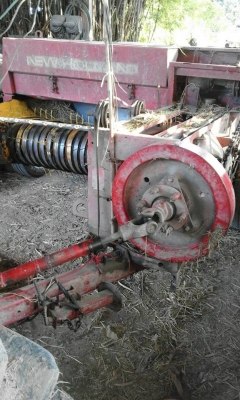 รถอัด ฟาง นิวฮอลแลน 370 พร้อมใช้