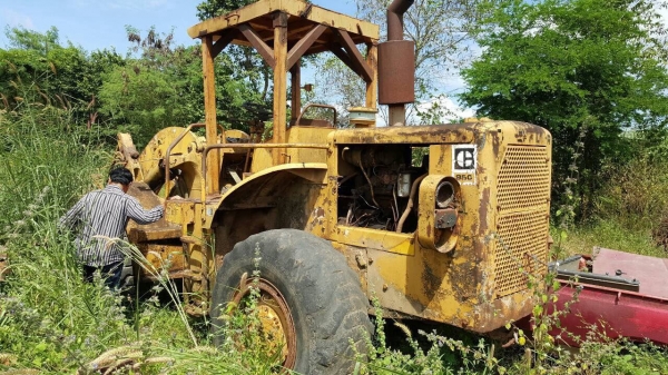 ขายรถตัก CAT 950 เอวอ่อน สภาพใช้งานได้ปกติ เครื่องดี ปั้มดี ยางไม่ค่อยสวย ขายตามสภาพนะครับ ราคาต่อรองได้