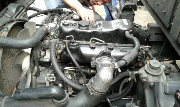 สีล้อ อีซูซุ NHR-4JG-2 ปี52 ป้ายเล็กไม่ติเวลา สภาพดีสวยบางเดิมรถวิ่งประจำ ทะเบียนพร้อมโอน ราคา 265,000บ ถูกๆ ครับ สีล้อ อีซูซุ NHR-4JG-2 ปี52 ป้ายเล็กไม่ติเวลา สภาพดีสวยบางเดิมรถวิ่งประจำ ทะเบียนพร้อมโอน ราคา 265,000บ ถูกๆ ครับ