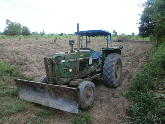 ขายรถไถจอนเดียร์ 80 แรงเพลาเดียว