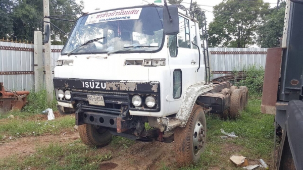 ขายหัวคัสซี ISUZU จัมโบ้ คัสซีสวยตลอดเส้น เครื่อง 6BG1 เทอร์โบอินเตอร์ 230 แรงม้า เกียร์ HO สโลว์กลาง ช่วงล่างแน่น เบรคลมดัน เอกสารเล่มทะเบียนครบ