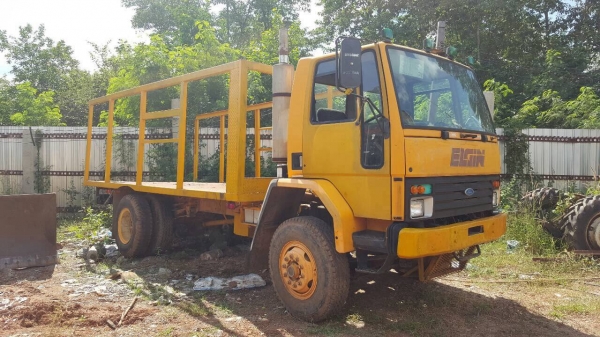 ขาย 6 ล้อ FORD คัสซีสวยตลอดเส้น เครื่องคัมมินส์ 175 แรงม้า เกียร์ออโต้ พาวเวอร์ เบรคทิฟฟี่ เอกสารเล่มทะเบียนครบพร้อมโอน ขาย 6 ล้อ FORD คัสซีสวยตลอดเส้น เครื่องคัมมินส์ 175 แรงม้า เกียร์ออโต้ พาวเวอร์ เบรคทิฟฟี่ เอกสารเล่มทะเบียนครบพร้อมโอน