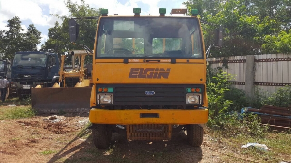 ขาย 6 ล้อ FORD คัสซีสวยตลอดเส้น เครื่องคัมมินส์ 175 แรงม้า เกียร์ออโต้ พาวเวอร์ เบรคทิฟฟี่ เอกสารเล่มทะเบียนครบพร้อมโอน ขาย 6 ล้อ FORD คัสซีสวยตลอดเส้น เครื่องคัมมินส์ 175 แรงม้า เกียร์ออโต้ พาวเวอร์ เบรคทิฟฟี่ เอกสารเล่มทะเบียนครบพร้อมโอน