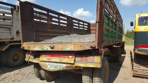 ขายรถพ่วง ดั้มแม่-ลูก ISUZU ROCKY 240 คัสซีสวยตลอดเส้น เครื่องเดิม เกียร์เดิม Easton ช่วงล่างดี เบรคทิฟฟี่ ทะเบียนพร้อมโอนครับ